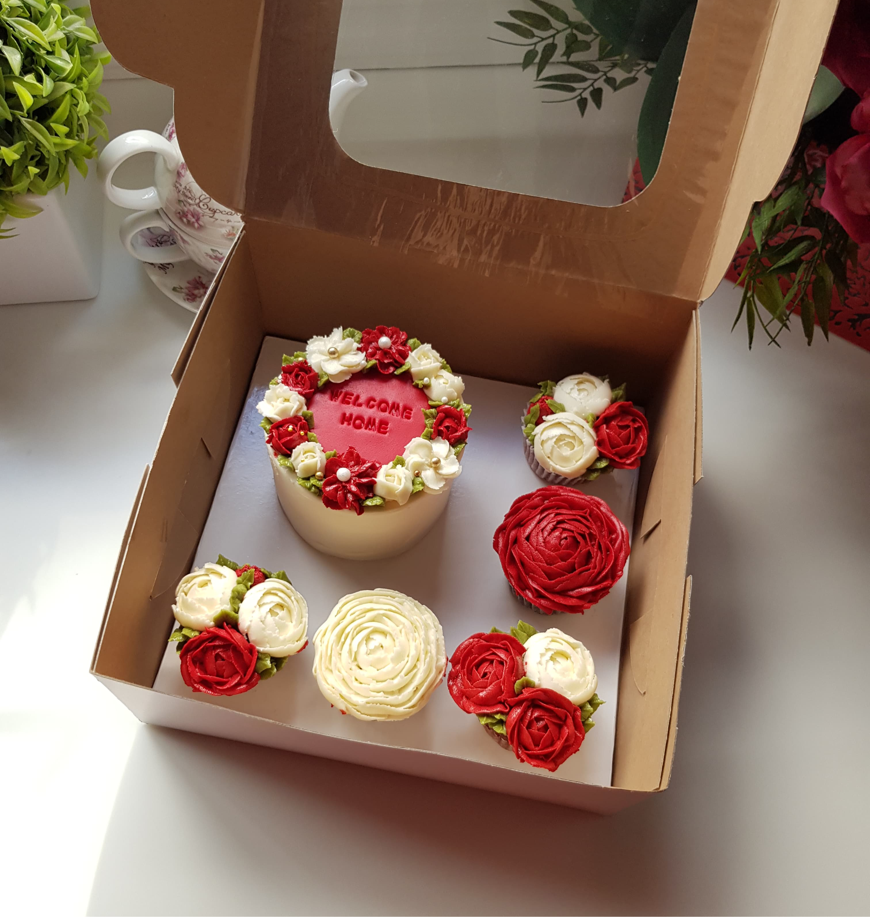 Luxe Floral Cake Set