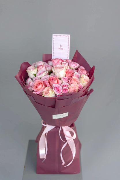 valentine’s day, 14 feb, premium red roses, imported roses, bouquets, fresh flowers, gifting, lahore, karachi, pakistan, valentine’s bouquet, red flowers, love is in the air, chocolate baskets, gift baskets, fresh flower box, galentines