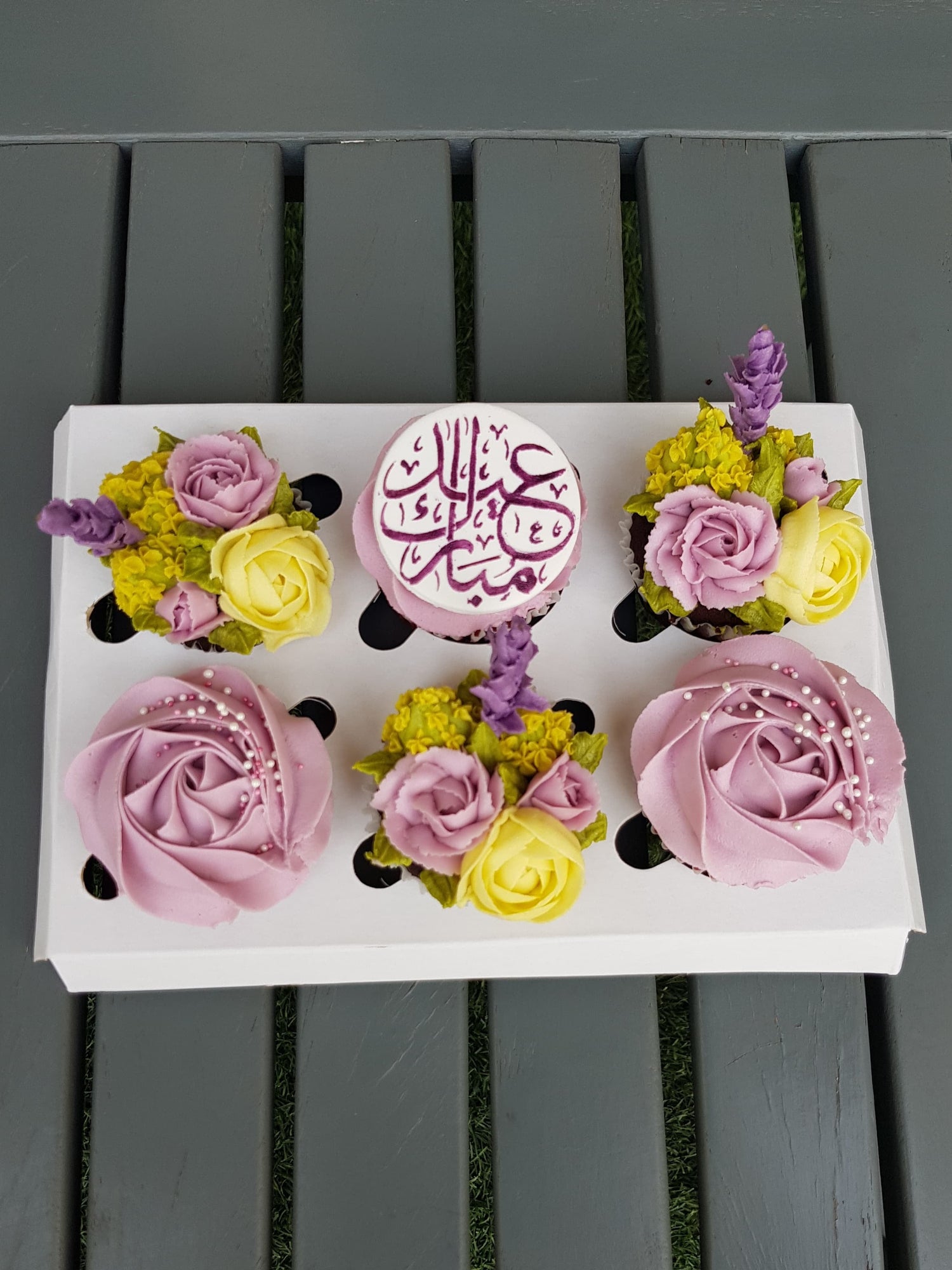 Rose Garden Eid Cupcakes