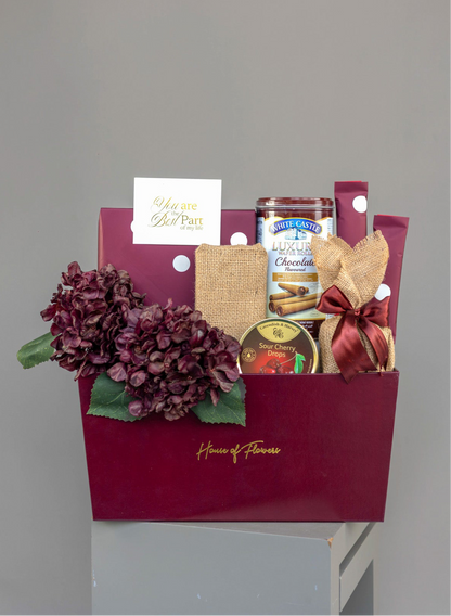 valentine’s day, 14 feb, premium red roses, imported roses, bouquets, fresh flowers, gifting, lahore, karachi, pakistan, valentine’s bouquet, red flowers, love is in the air, chocolate baskets, gift baskets, fresh flower box, galentines