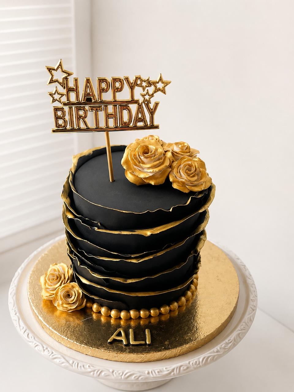 Black &amp; Gold Custom Cake Set